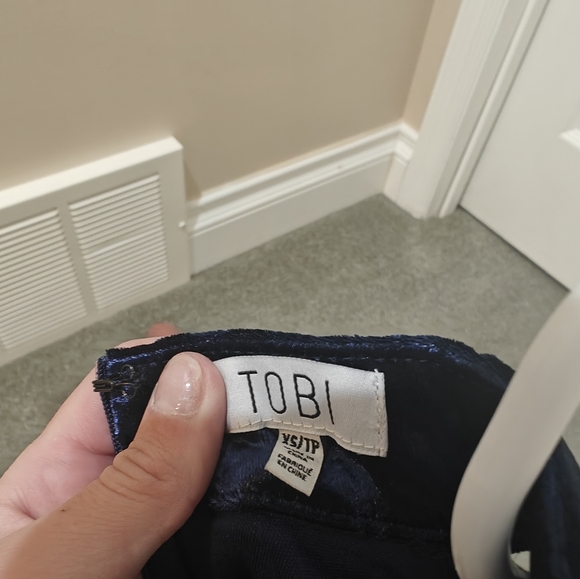 NWT VELVET ROMPER - Picture 4 of 4